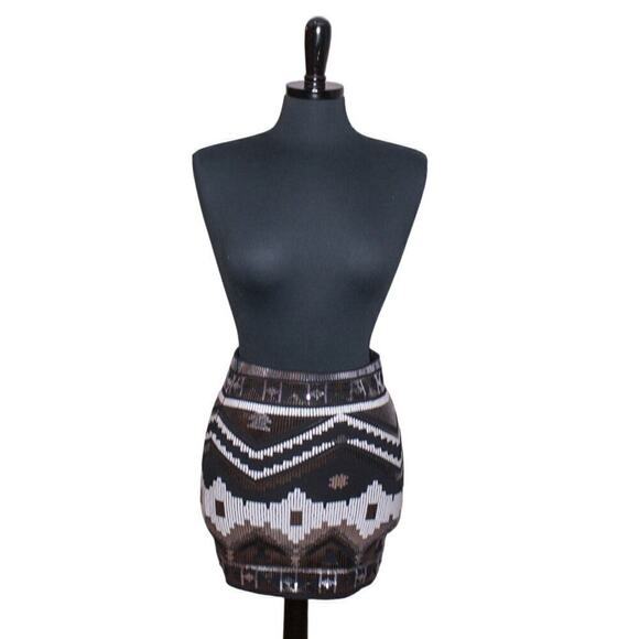 Express Mini Skirt Tribal Sequin Print Black White Silver Size XS - Picture 1 of 5